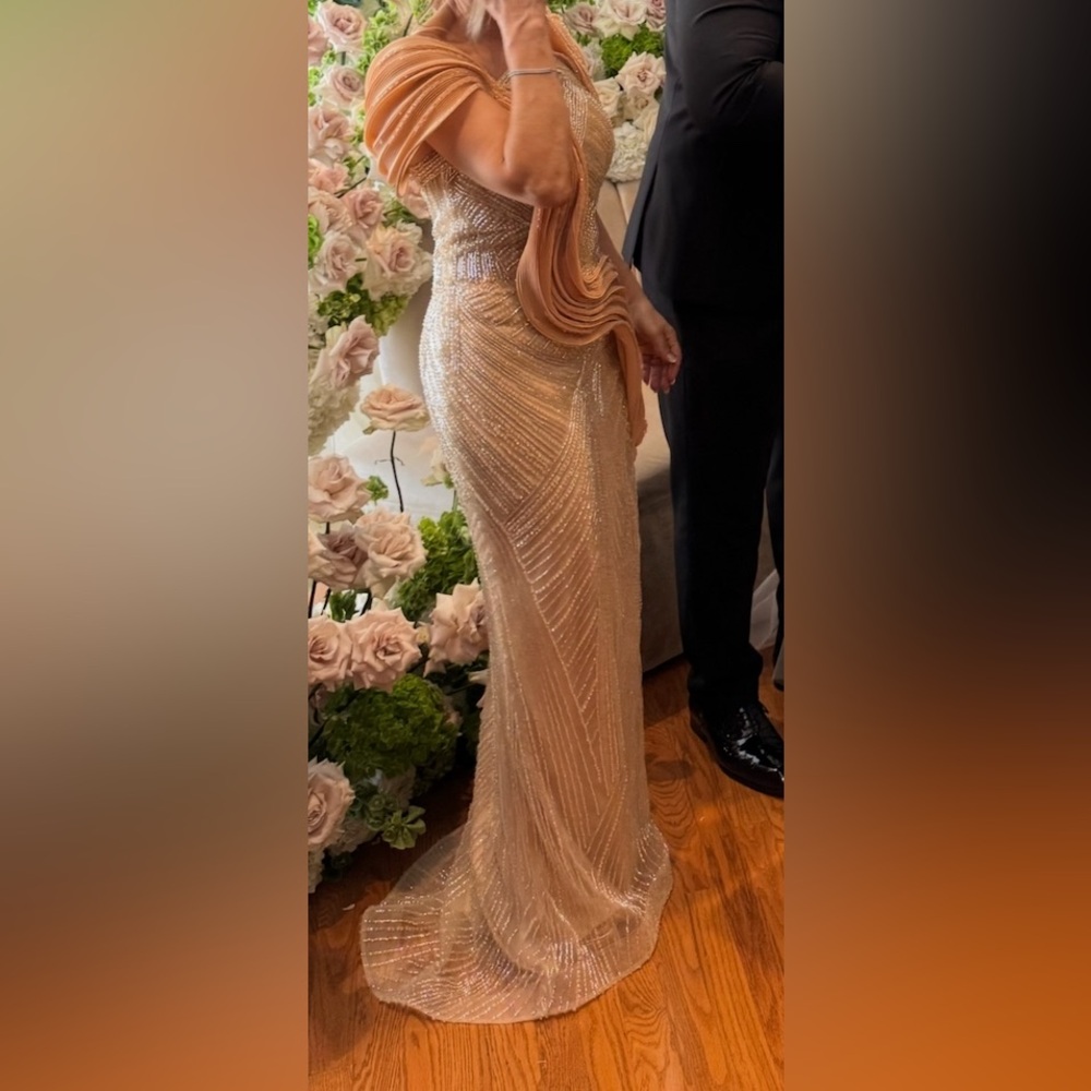 Elegant Gold Evening Gown